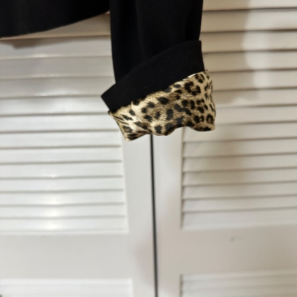 Louise Kennedy Wool Jacket Silk Leopard Print Lining Size 10 Runs Small - Picture 8 of 14